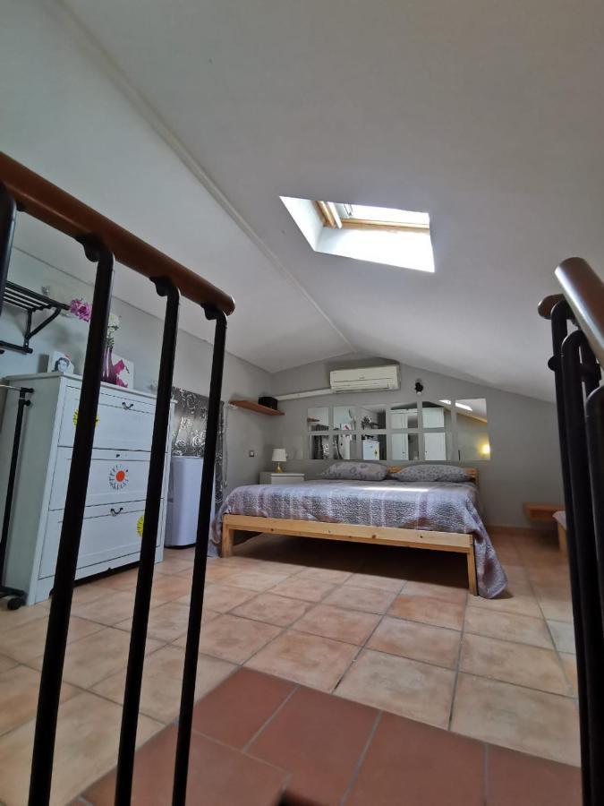 Apartment In The City Center With Self Check-In Parma Kültér fotó